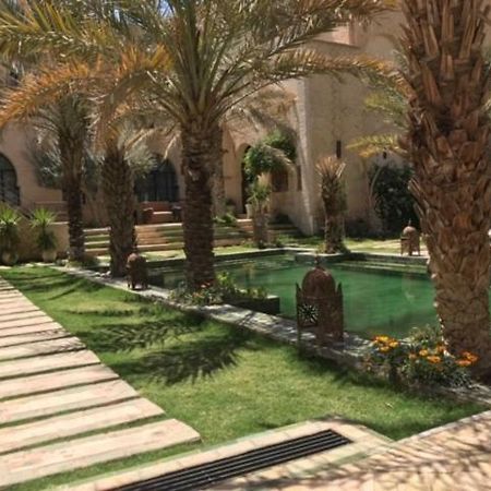 Dar Tozeur Hotel Bagian luar foto