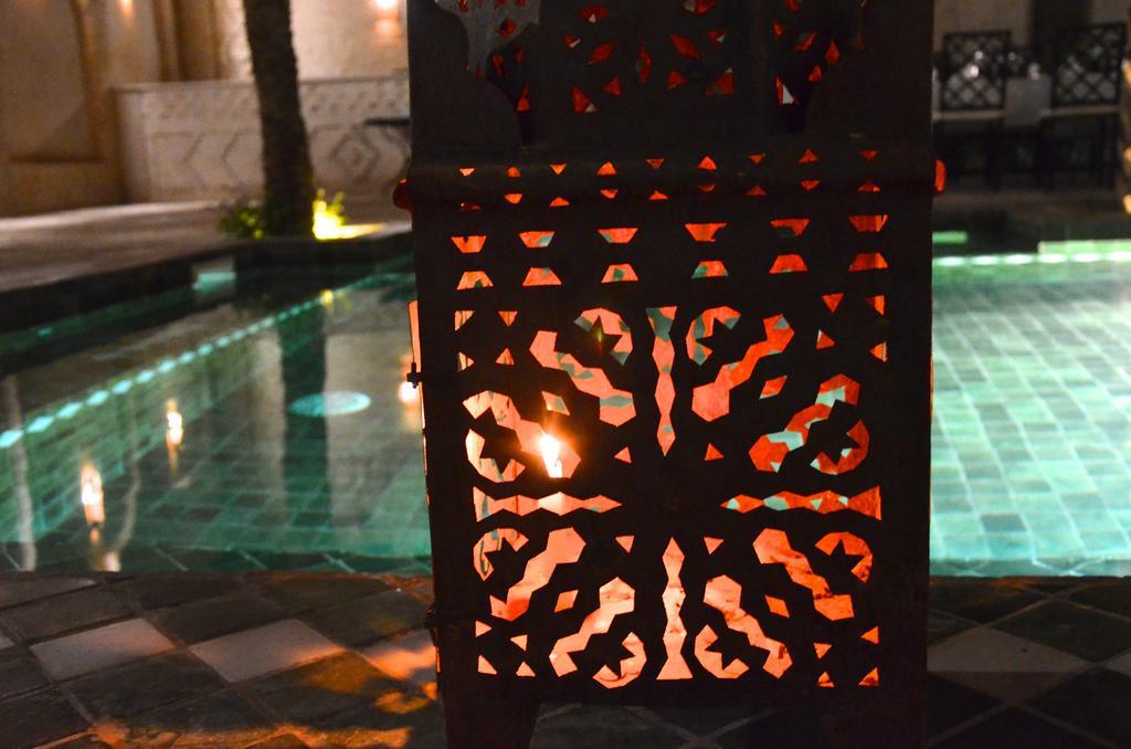 Dar Tozeur Hotel Bagian luar foto