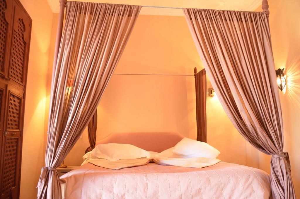 Dar Tozeur Hotel Bagian luar foto