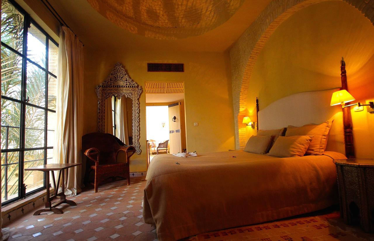 Dar Tozeur Hotel Bagian luar foto