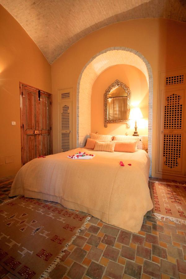 Dar Tozeur Hotel Bagian luar foto