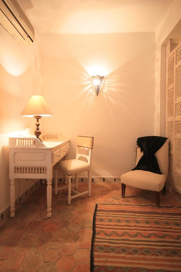 Dar Tozeur Hotel Bagian luar foto